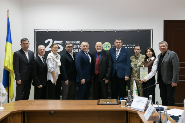 Асоціація футболу м. Києва привітала студентську футбольну спільноту з 25-річчям