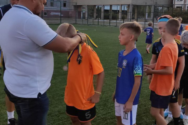 Нагородження юних футболістів ДЮФК 